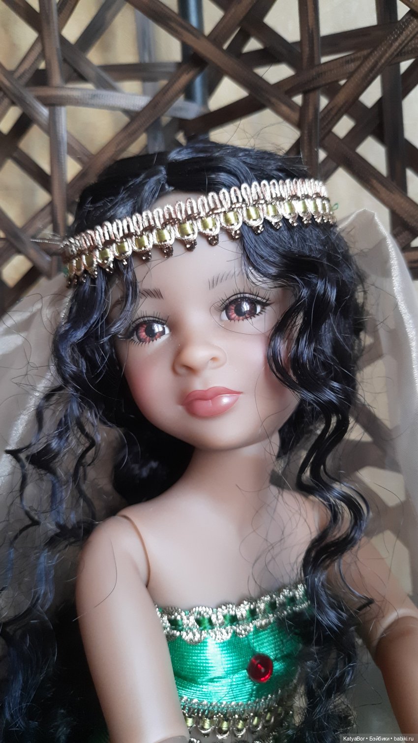 Джада танцует | Бэйбики Джада танцует — Куклы Ruby Red (Руби Ред) Fashion Friends: Siblies