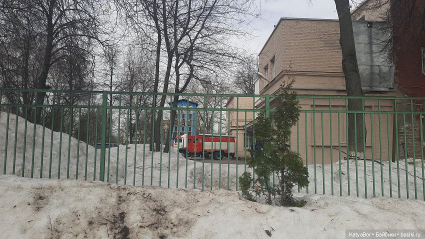 Весенние прогулки с куклами и без. От Кузнецкого моста до Китай-города