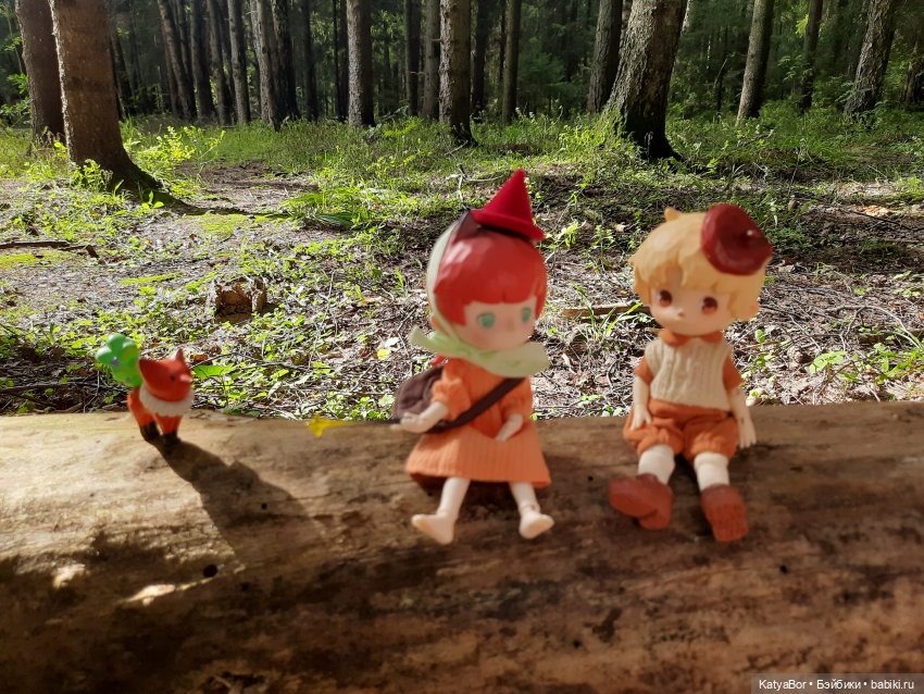 Желудевый человечек в лесу (фото 10)
