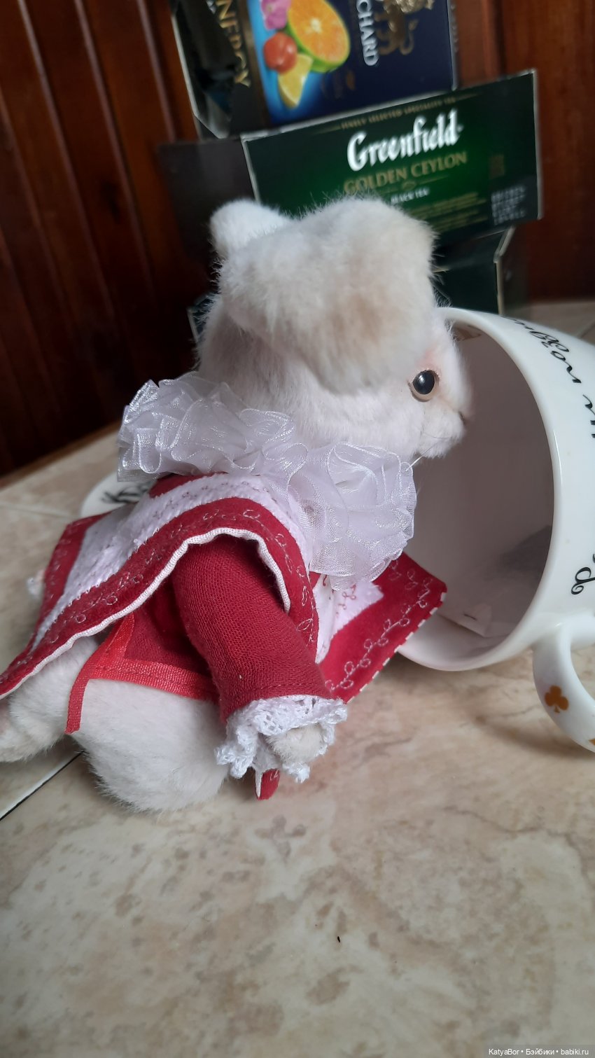 Безумное чаепитие с белым кроликом! (В ожидании Алисы🤫)