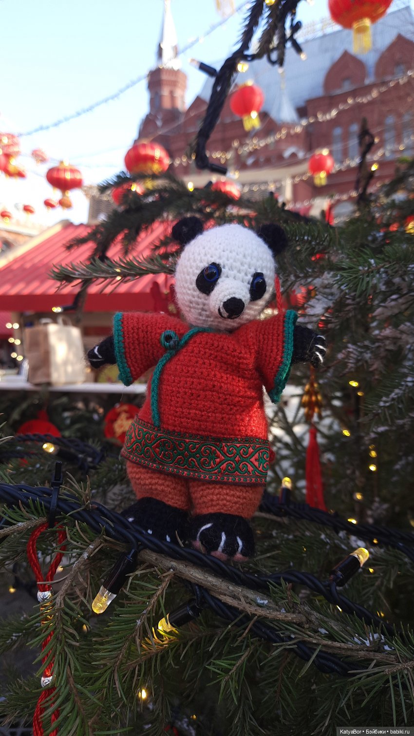 Панда Катюша знакомилась с Китаем