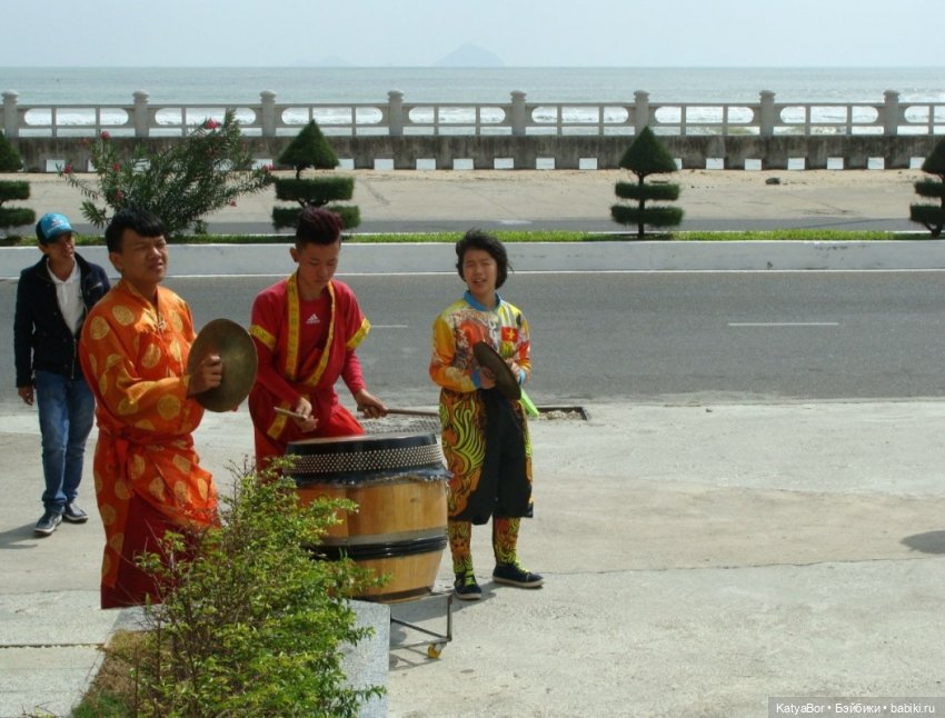Воспоминания о встрече Нового года во Вьетнаме, и как у меня поселилась вьетнамочка Мариетта
