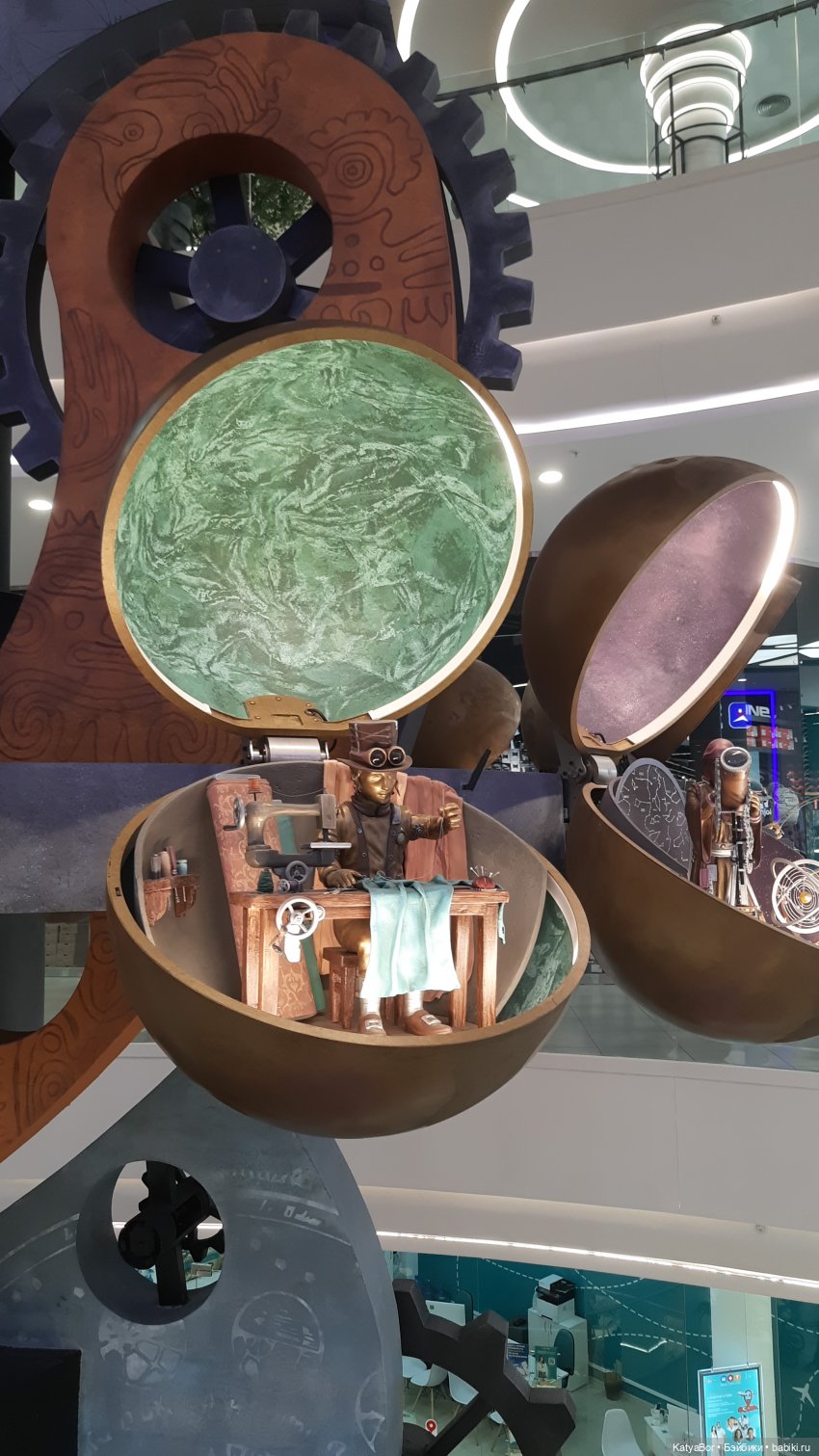 Самая большая механическая игрушка (фото 8)