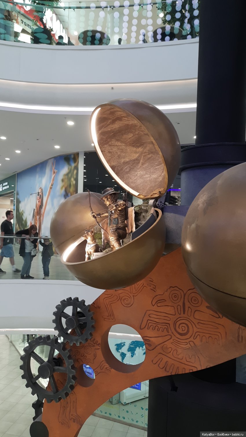 Самая большая механическая игрушка