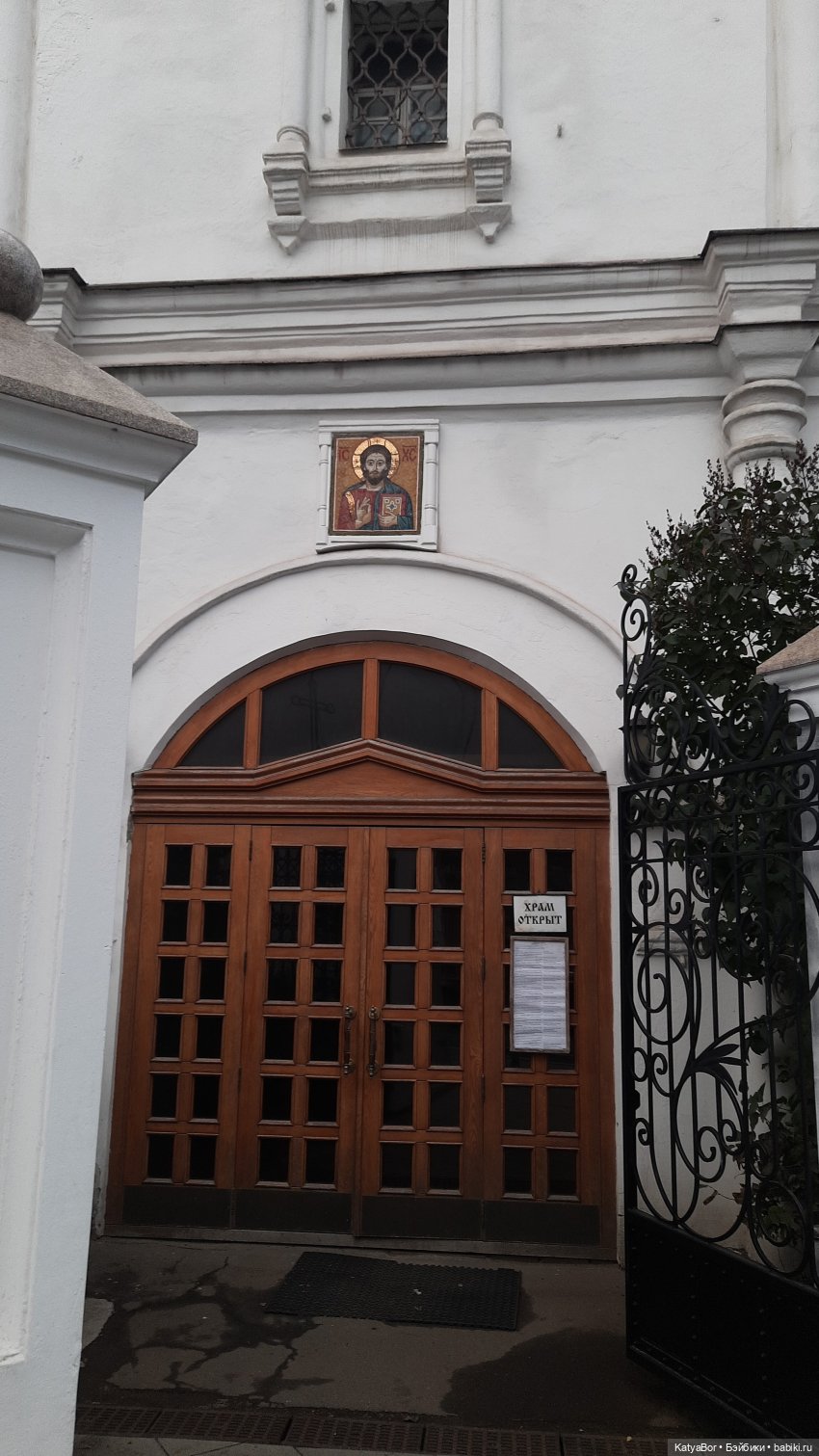 По Сретенке, ныряя в переулки