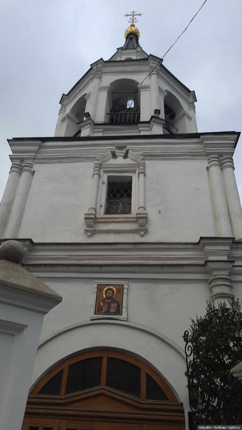 По Сретенке, ныряя в переулки