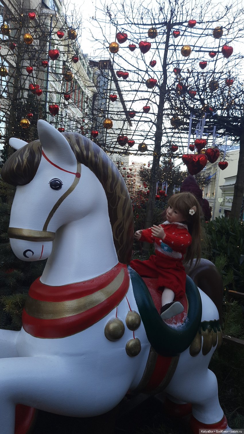 Все прекрасно в Рождество, и Москва)