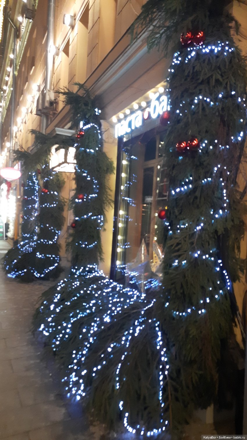 Кукольная елочка в театре Образцова и настоящий вертеп