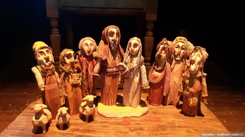 Кукольная елочка в театре Образцова и настоящий вертеп