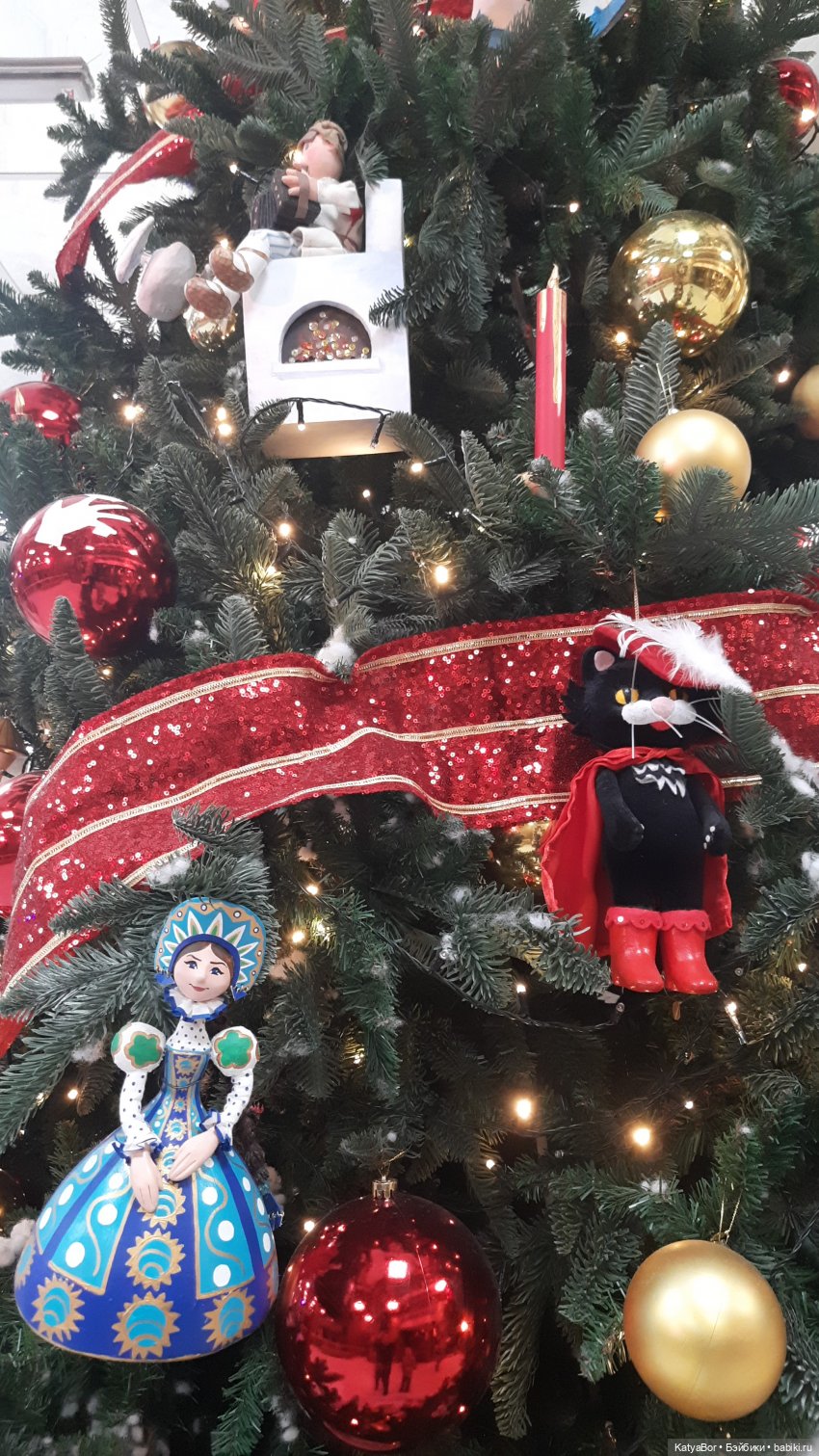 Кукольная елочка в театре Образцова и настоящий вертеп