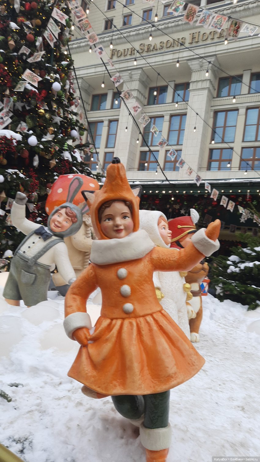 Пряничный человечек путешествует в Рождество