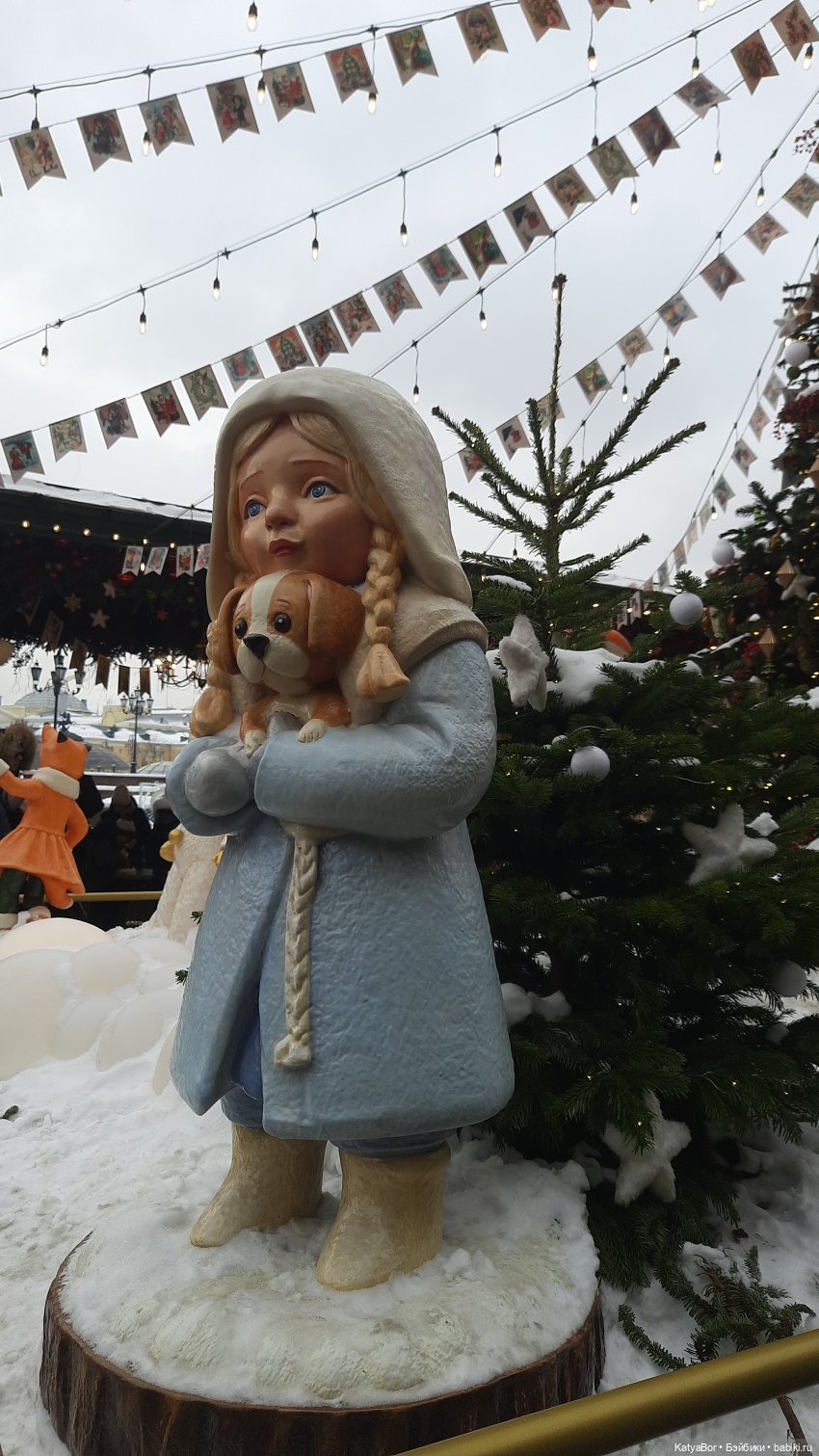 Пряничный человечек путешествует в Рождество