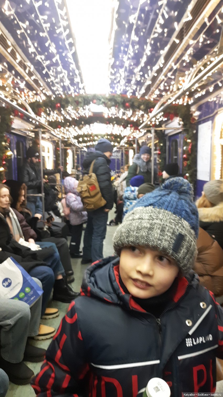 Пряничный человечек путешествует в Рождество