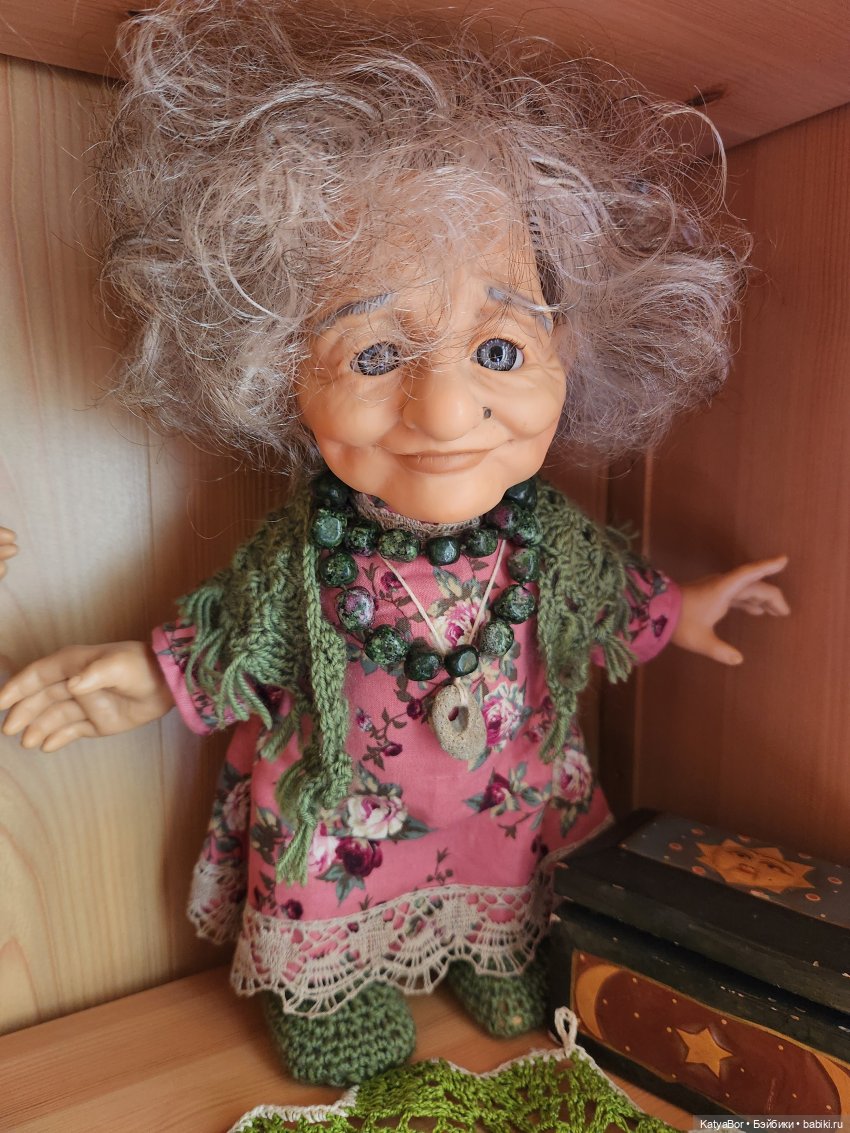 Мои куклы. Сказочная полочка