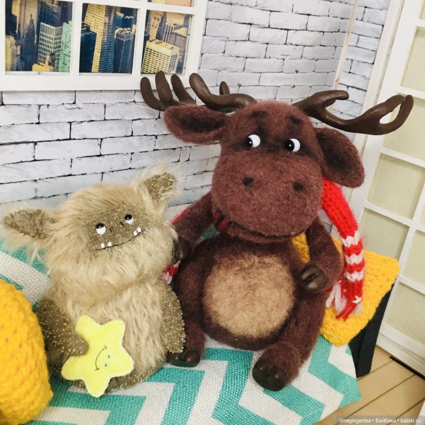 Ну вот как-то так они смотрятся, если рядышком посадить)