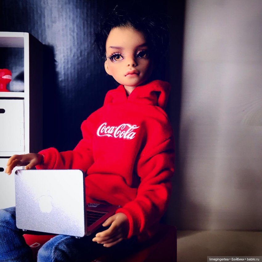 Ютари. Человек живущий в компьютере. Studio Milim Юта (фото 10)