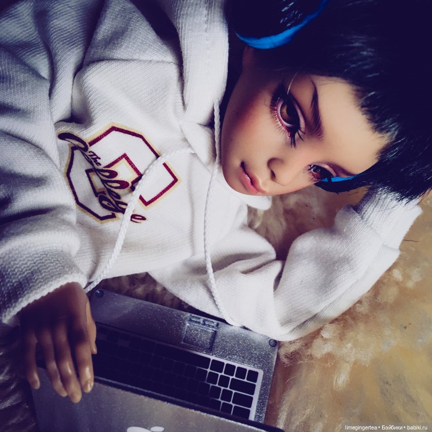 Ютари. Человек живущий в компьютере. Studio Milim Юта