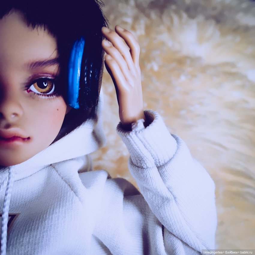 Ютари. Человек живущий в компьютере. Studio Milim Юта