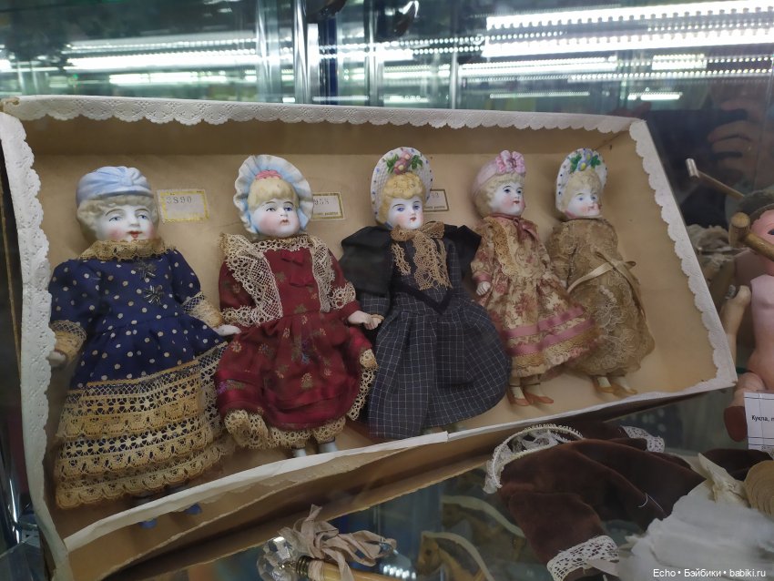 Вот такие барышни. Тоже классные очень.