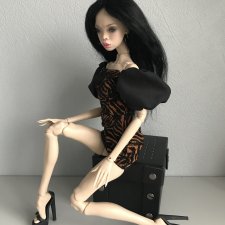 Наконец то подобрала туфельки своей красавице