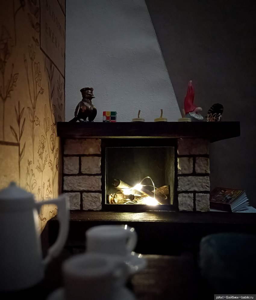 Вне истории. У камина — Куклы Barbie (Барби): Looks (фото 2)