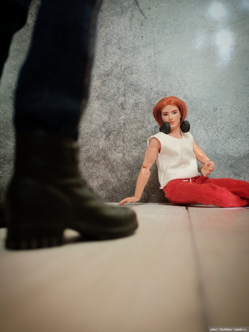 Примерка фотофона. ФиЛ — Куклы Barbie (Барби): Looks (фото 5)