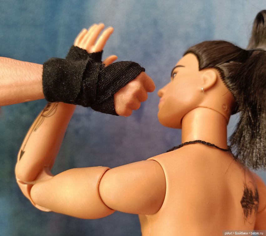 Бой для флэшмоба — Куклы Barbie (Барби): Looks (фото 7)