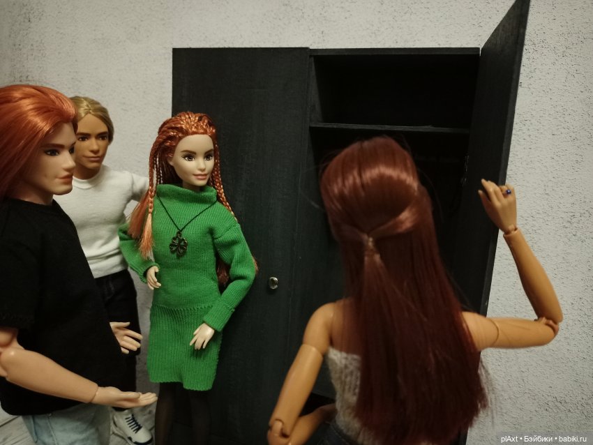 Шкаф с — Куклы Barbie (Барби): Looks (фото 7)