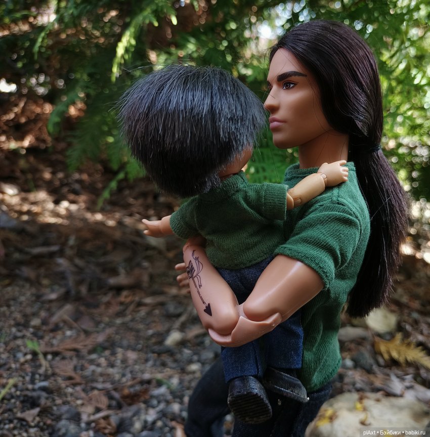 Вне истории. Пока мама нас не видит