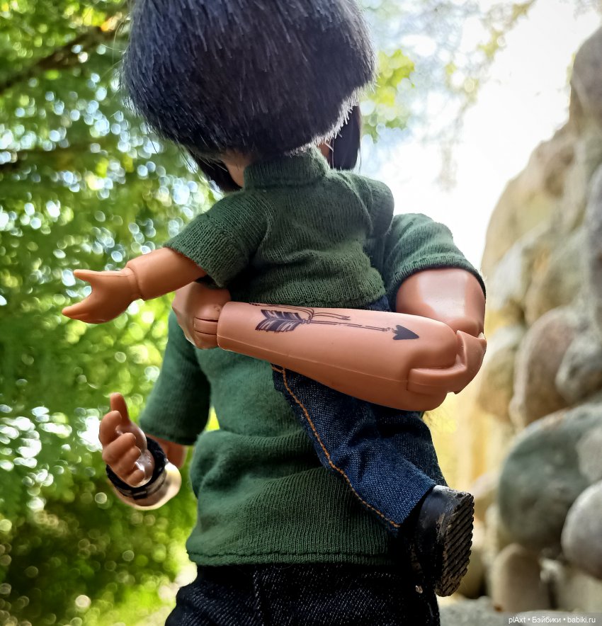 Вне истории. Пока мама нас не видит