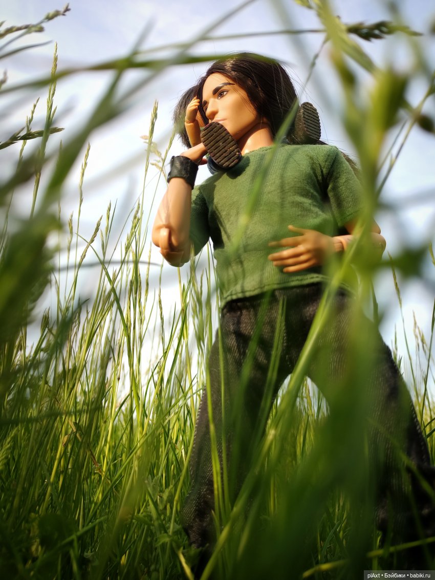 Вне истории. Пока мама нас не видит