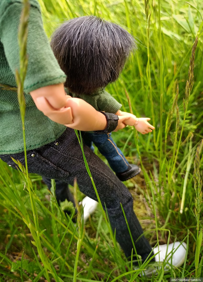 Вне истории. Пока мама нас не видит