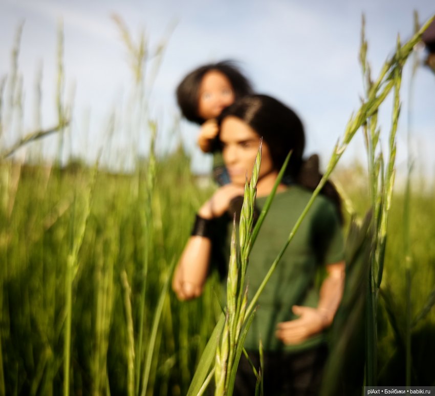 Вне истории. Пока мама нас не видит