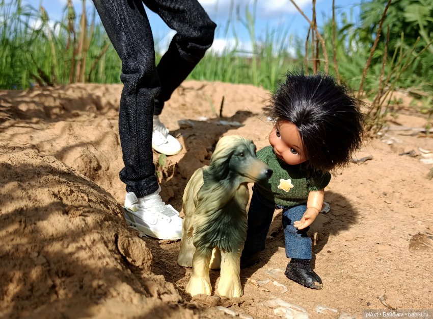 Вне истории. Пока мама нас не видит