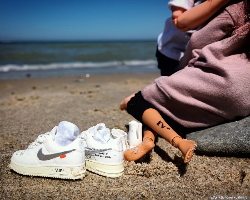 Вне истории. Мёд и Балтика. День 1. Ознакомление