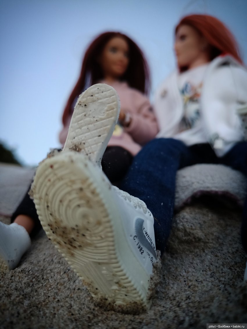 Вне истории. Мёд и Балтика. День 1. Ознакомление