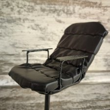 Офисное кресло