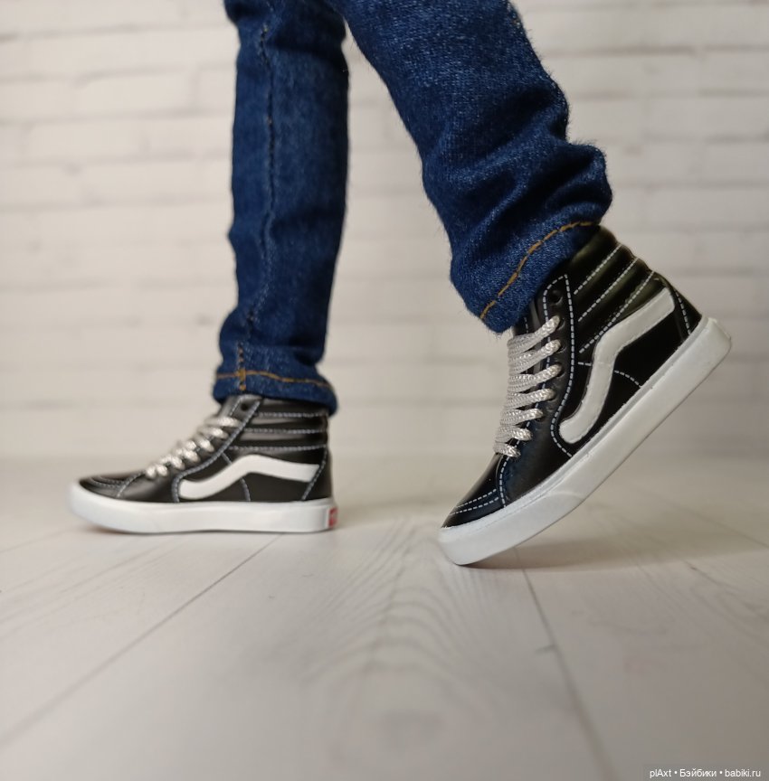 Мужская обувь: Али и брелоки