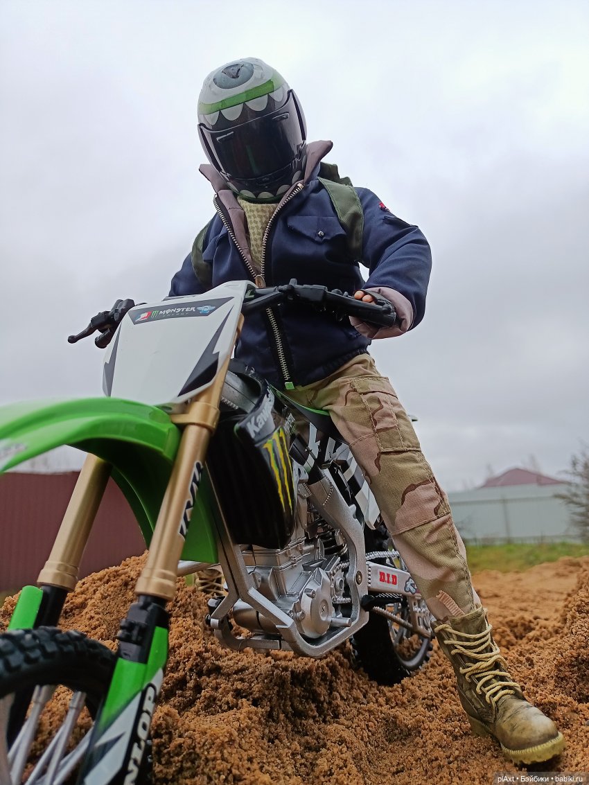 "Я хочу оставить тебя — Куклы Barbie (Барби): Looks (фото 5)