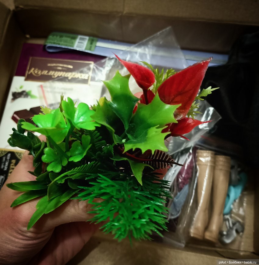 Лови подарочек! 🎁 Хвасты — Новый год и Рождество: праздничные фото кукол (фото 6)