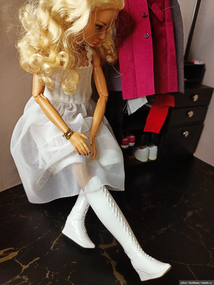 68. Серёжка (слегка 18+)))