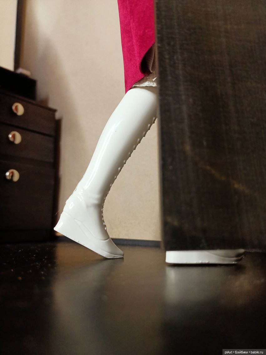 68. Серёжка (слегка 18+)))