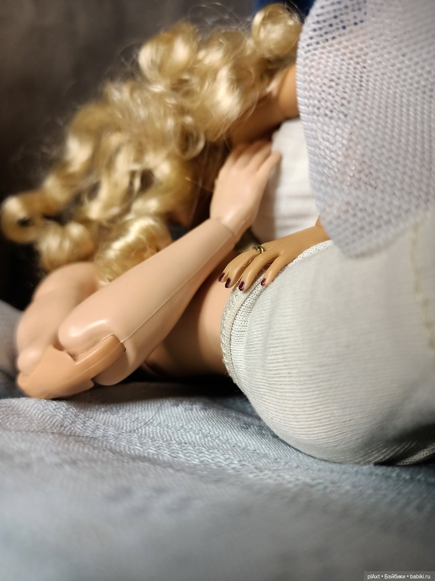 68. Серёжка (слегка 18+)))