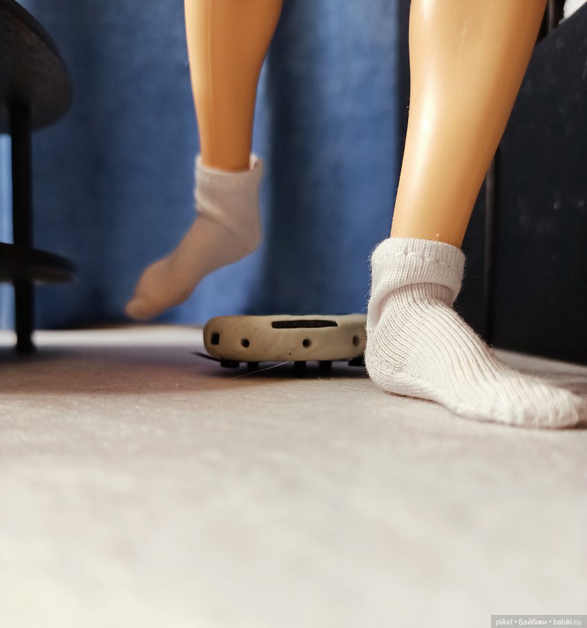 68. Серёжка (слегка 18+)))