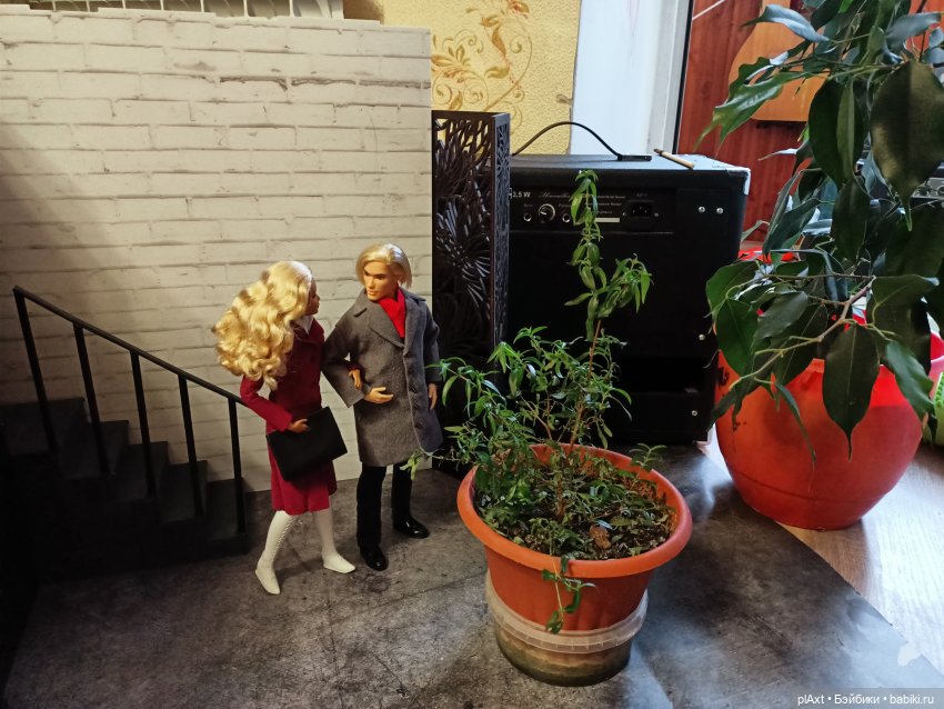 68. Серёжка (слегка 18+)))