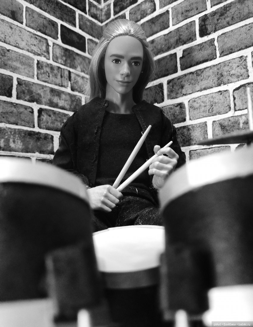 MadFox. The Sound of Silence (Simon & Garfunkel - cover by Disturbed)