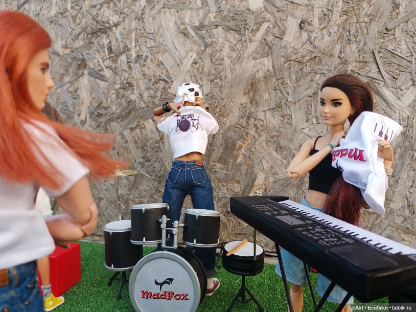 MadFox. 09/09. АУКЦИОН — Кукольные флешмобы: Эстафеты (фото 6)