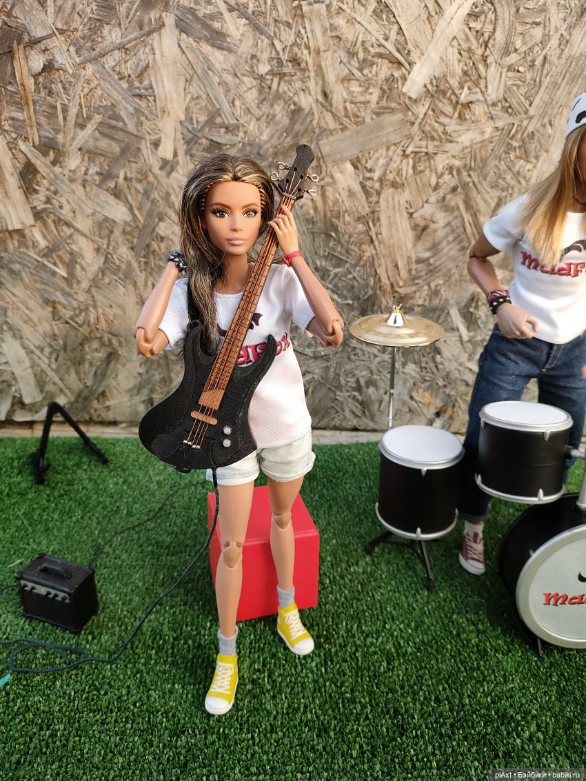 MadFox. 09/09. АУКЦИОН — Кукольные флешмобы: Эстафеты (фото 2)