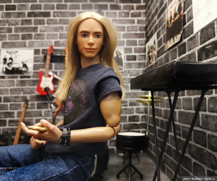 79. "У кого это Я пятая?.."