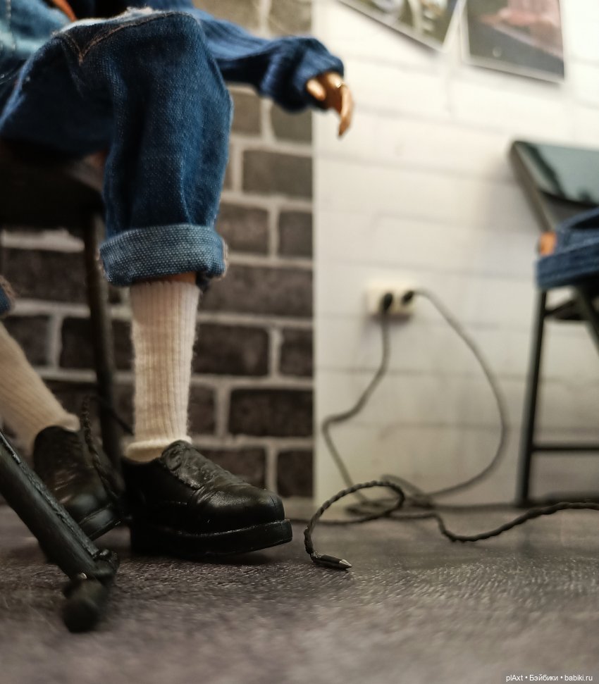 83. "Почему...?" — Кукольные фотоистории и сериалы: комиксы